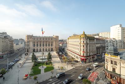 Apartament cu 3 camere semidecomandat în Universitate