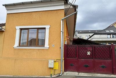 Casă cu 3 camere în Central - 2