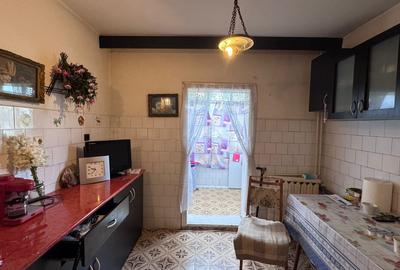 Apartament cu 2 camere decomandat în Decebal - 9