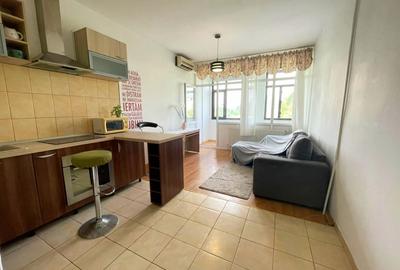 Apartament cu 2 camere, mobilat în Granit