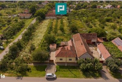 Casă cu 3 camere în Remetea Mică - 3