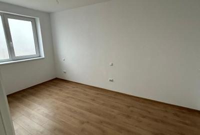 Garsonieră în Broșteni - 9