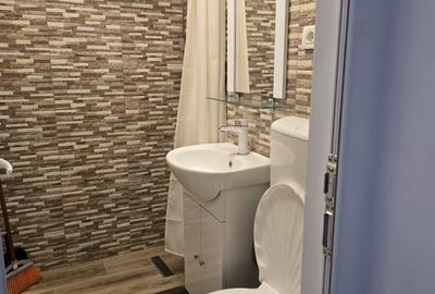 Apartament cu 2 camere decomandat în Exterior Vest
