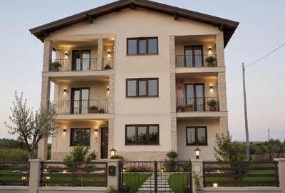 Casă cu 6 camere cu Teren 260 Mp în Mihail Kogălniceanu