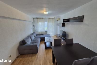 Apartament cu 3 camere în Centrul Civic