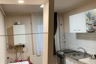Apartament cu 3 camere decomandat în Exterior Vest - 1