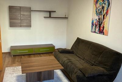 Apartament cu 2 camere decomandat în Basarabia