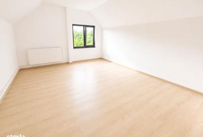 Casă cu 2 camere cu Teren 450 Mp în Central