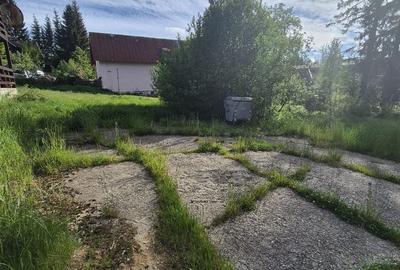 Teren de 2706 mp, în Central