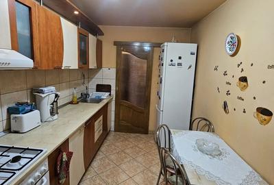 Apartament cu 3 camere în Central