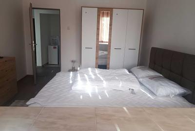 Apartament cu 2 camere decomandat în Circumvalațiunii