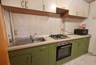 Apartament cu 2 camere semidecomandat în Complex Studențesc
