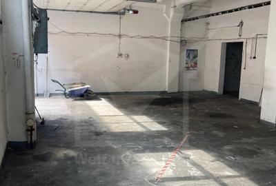 Spațiu industrial, de 230 mp, în Central