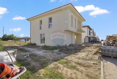 Casă individuală cu 5 camere cu Teren 392 Mp în 6 Vânători - 3