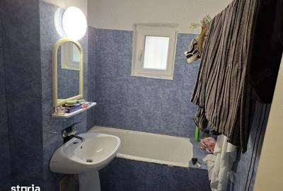 Apartament cu 2 camere semidecomandat în Sud