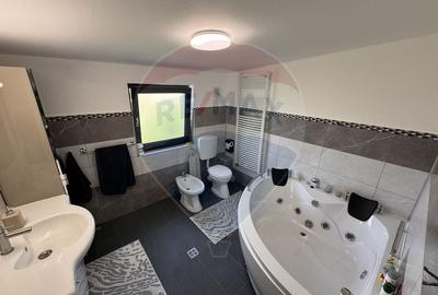 Duplex cu 6 camere cu Teren 671 Mp în Rădaia - 21