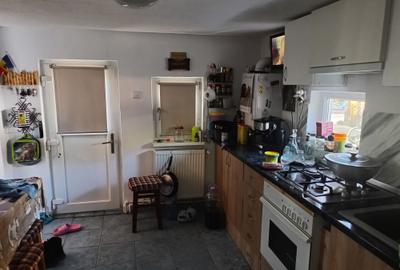 Casă cu 3 camere în Central - 3