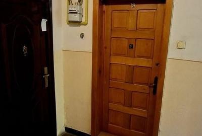 Apartament cu 2 camere decomandat în Eremia
