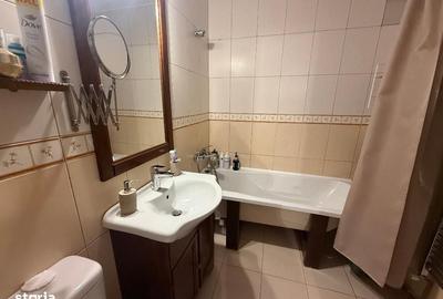 Apartament cu 3 camere în Ampoi 3