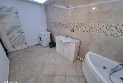 Apartament cu 4 camere în Pârneava