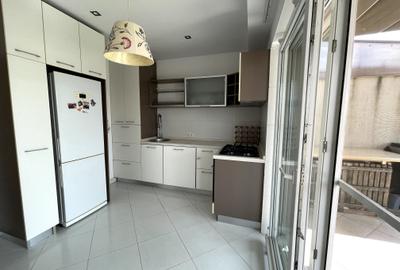 Apartament cu 3 camere decomandat în Voluntari