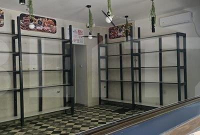 Spațiu comercial, de 40 mp, în Central - 2