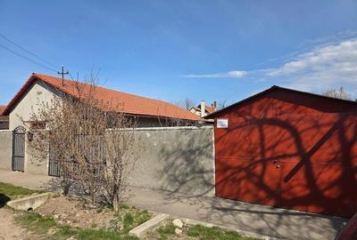 Casă cu 3 camere cu Teren 420 Mp în Central
