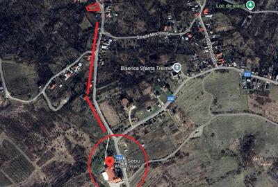 Teren de 1353 mp, în Seciu - 8