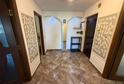 Apartament cu 2 camere decomandat în Obor