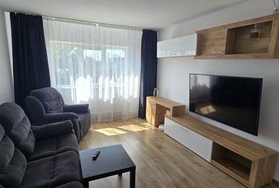 Apartament cu 3 camere decomandat în Satu Nou - 3