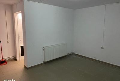 Spațiu comercial, de 60 mp, în Central