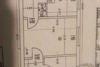 Apartament cu 3 camere semidecomandat în Colelia