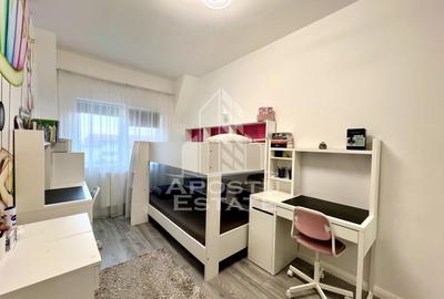 Apartament cu 3 camere semidecomandat, mobilat în Aradului - 6