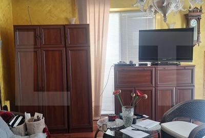 Casă cu 4 camere cu Teren 245 Mp în Central - 3