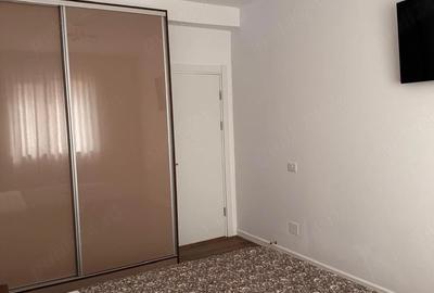 Apartament cu 3 camere decomandat în Morilor