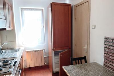 Apartament cu 2 camere semidecomandat în Ultracentral