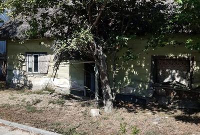 Teren de 1417 mp, în Central - 4
