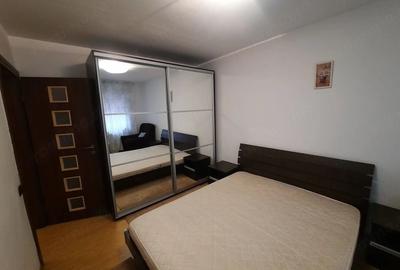 Apartament cu 2 camere decomandat în Buziașului