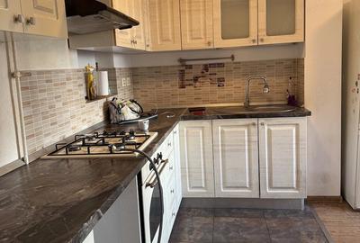 Apartament cu 3 camere decomandat în Pantelimon