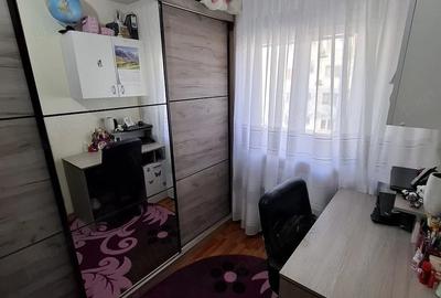 Apartament cu 2 camere semidecomandat în Valea Rosie - 4