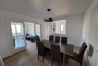 Apartament cu 5 camere decomandat în Armeneasca