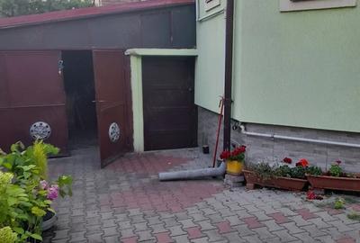 Casă cu 6 camere cu Teren 525 Mp în Central