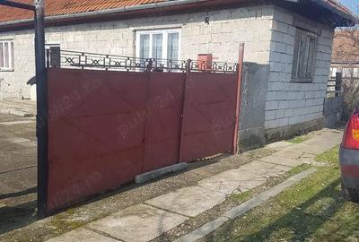 Casă cu Teren 35 Mp în Central - 3