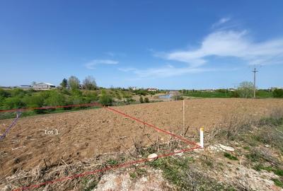 Teren Construcții intravilan de 500 mp, în Vlădiceasca - 12