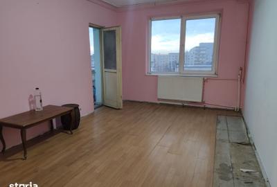 Apartament cu 3 camere decomandat în Rahova