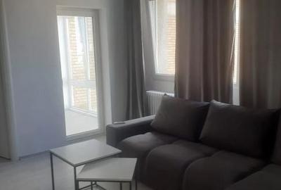 Apartament cu 2 camere decomandat în Titan
