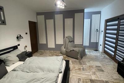 Casă cu 4 camere cu Teren 700 Mp în Grădiște - 12