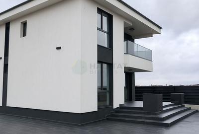 Casă cu 4 camere cu Teren 358 Mp în Pantelimon