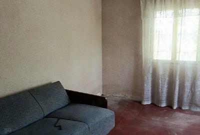 Casă cu Teren 300 Mp în Central - 1