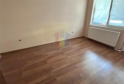Apartament cu 3 camere în Hipodrom